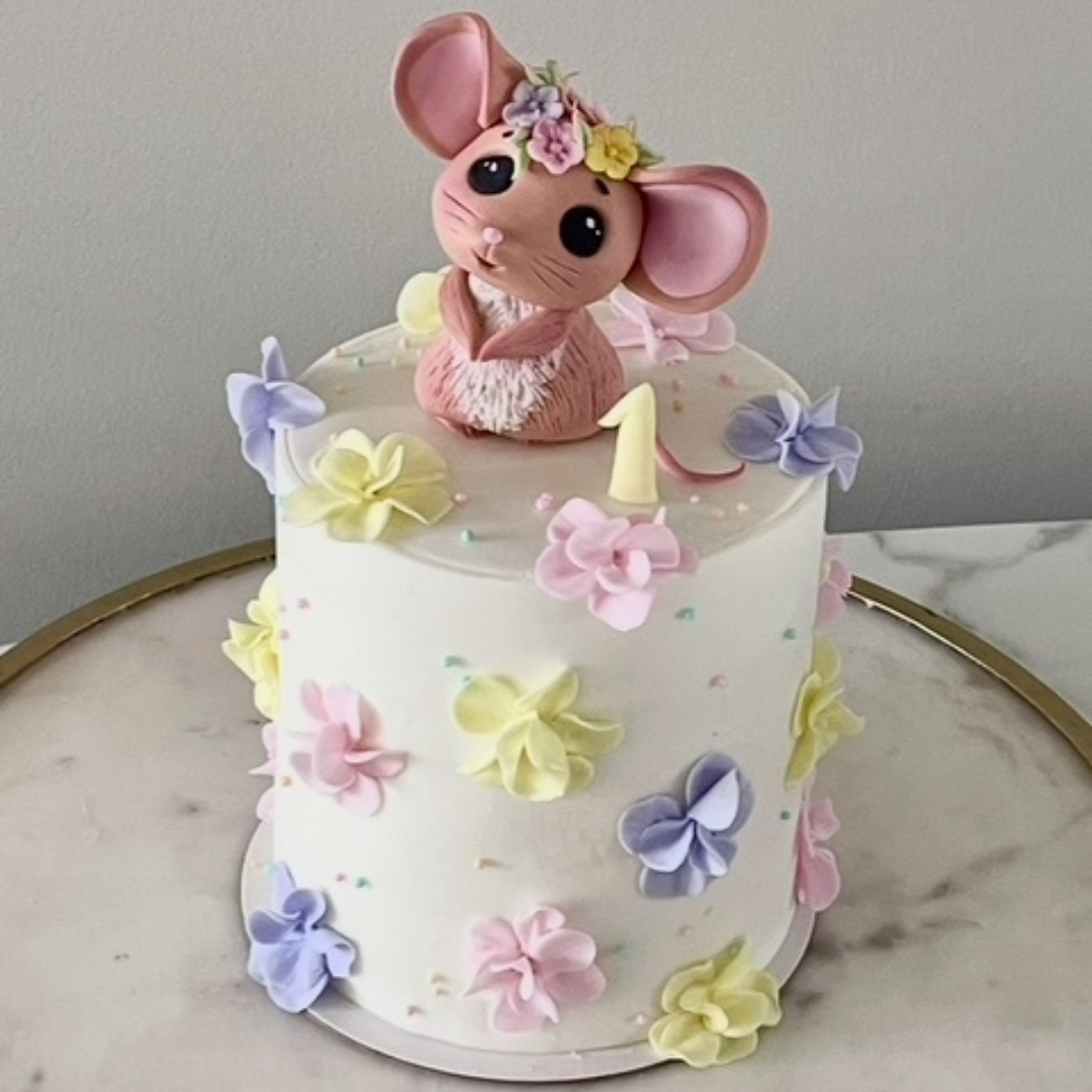 Decorating with Fondant with Oksana