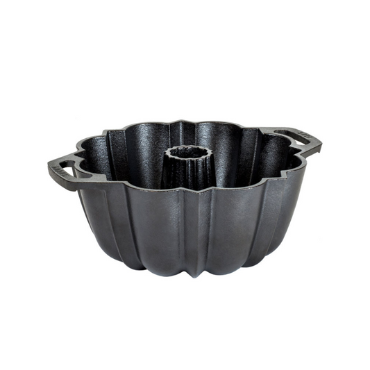 LODGE Fluted Cake Pan