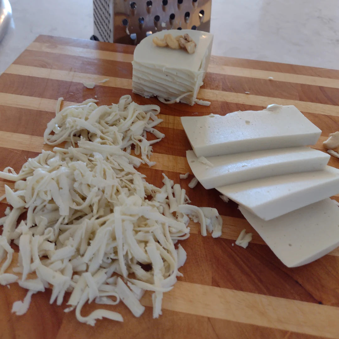 CHEESE MAKER Vegan Mozzarella Cheese Kit