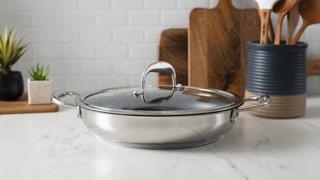 MEYER Non-Stick Skillet with Lid
