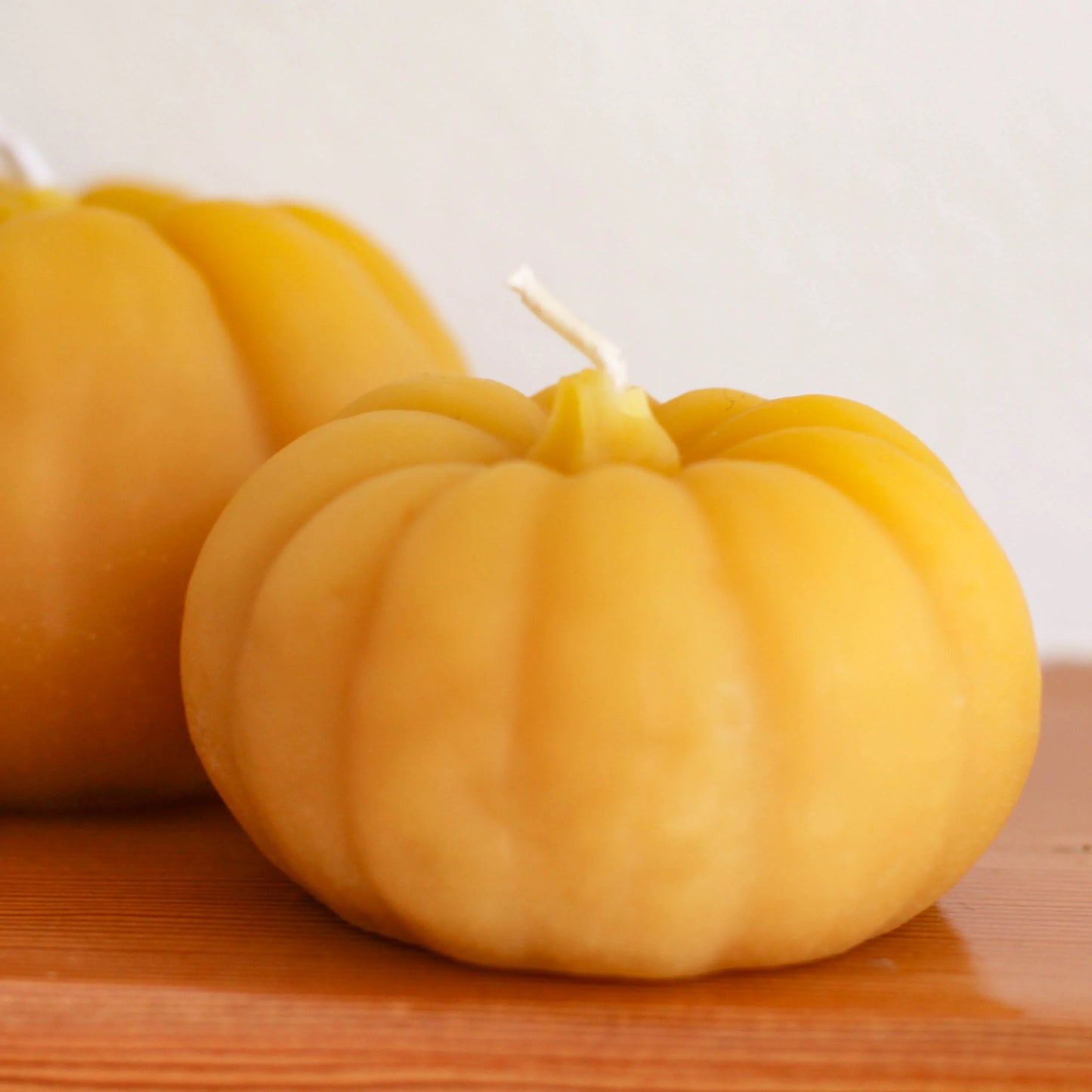 HONEY CANDLES Beeswax Candle - Pumpkin