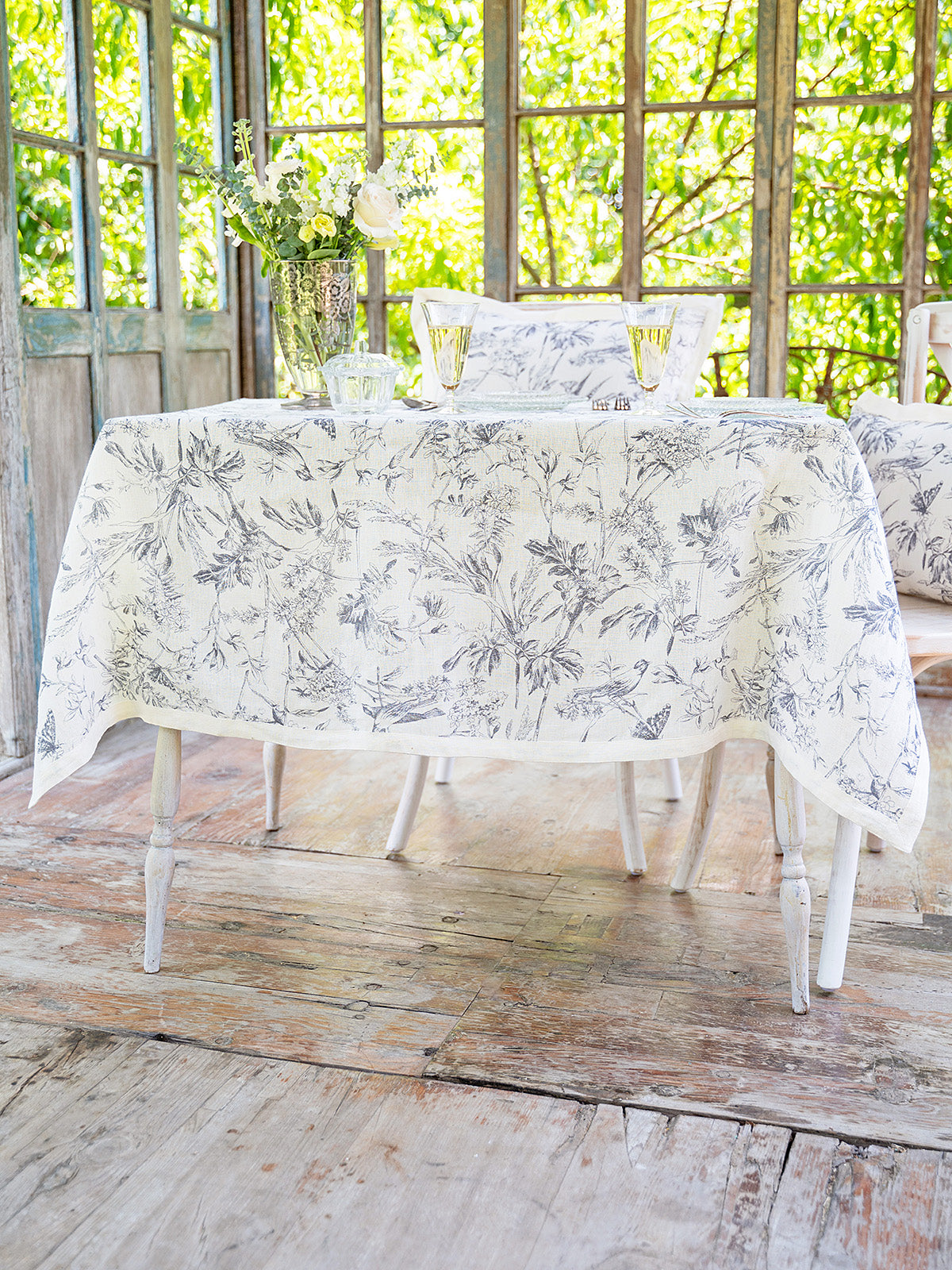 APRIL CORNELL Tablecloth - Arboretum Charcoal